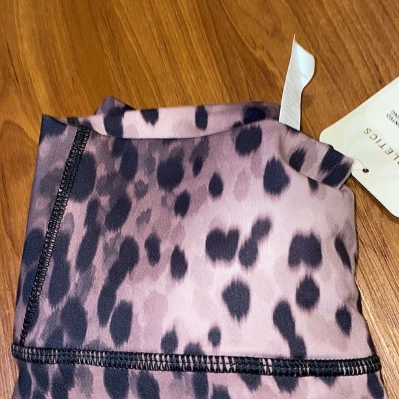 NWT Fabletics Define Spotted High-Waisted Legging - Picture 11 of 11